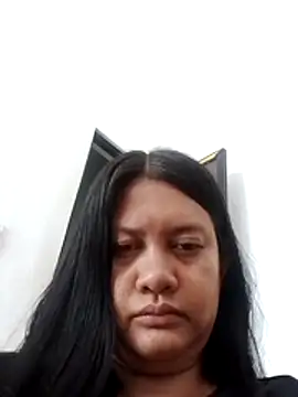 Honeybun25 online show from 11/26/25, 02:00