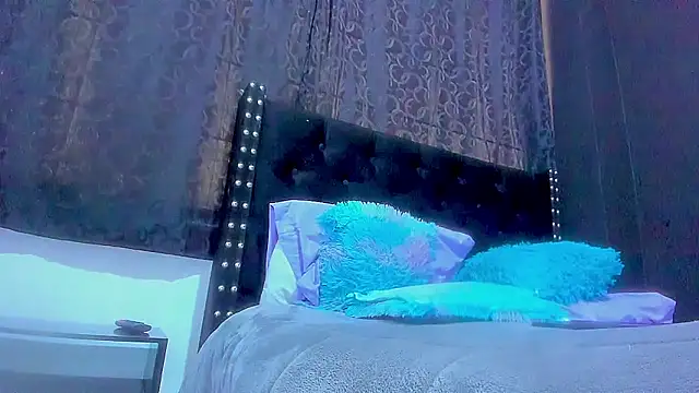 amareto queen online show from 11/09/25, 05:06