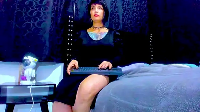 amareto queen online show from 02/10/26, 11:04