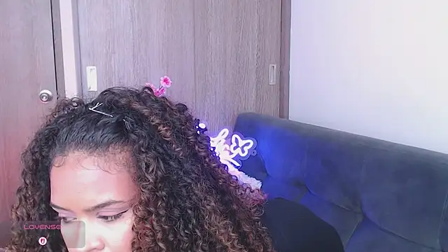 Amelia bss online show from 11/15/25, 02:10