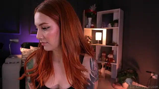 RedJasmine  online show from 11/26/25, 01:27