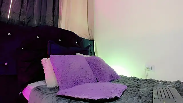 lesly xx online show from 03/29/26, 09:38