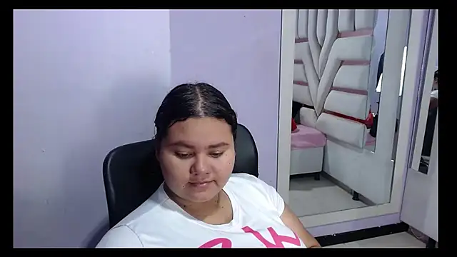 ValenTitis online show from 11/13/25, 08:24