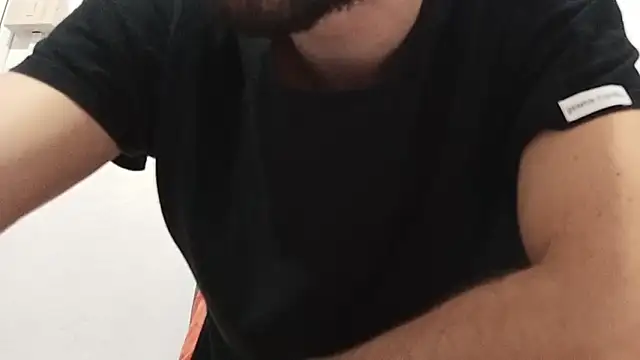 Hotboyo01 online show from 02/26/26, 05:35