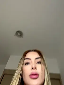 mi suk11 online show from 10/19/25, 07:05