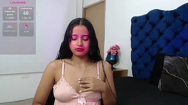 Snapshot of Lili666_ chatting on 10/03/25, 03:20 Lili666 online show from 10/03/25, 03:20