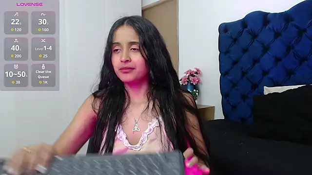 Lili666  online show from 10/31/25, 03:14