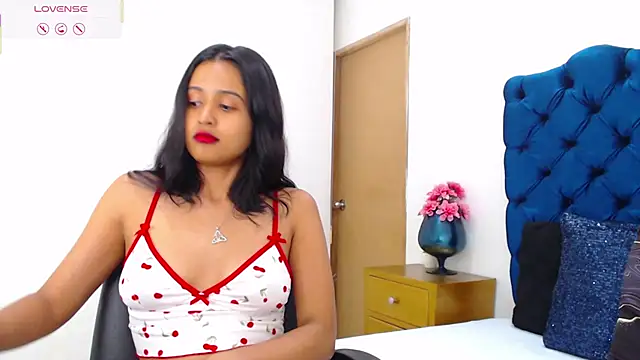 Lili666  online show from 05/29/26, 03:45
