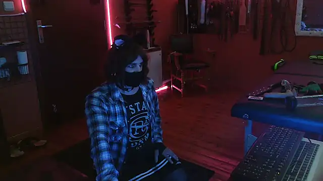 Ginny-the-bdsm-nympho online show from 10/30/25, 06:05