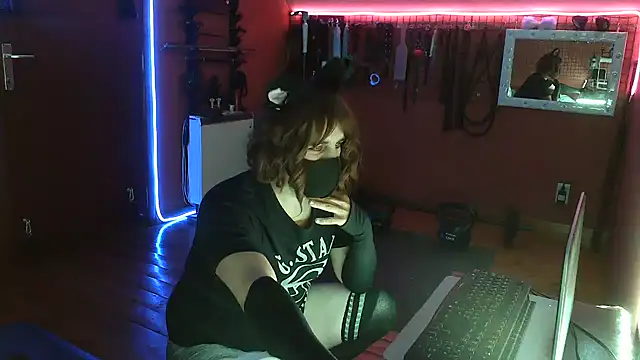Ginny-the-bdsm-nympho online show from 04/26/26, 05:21