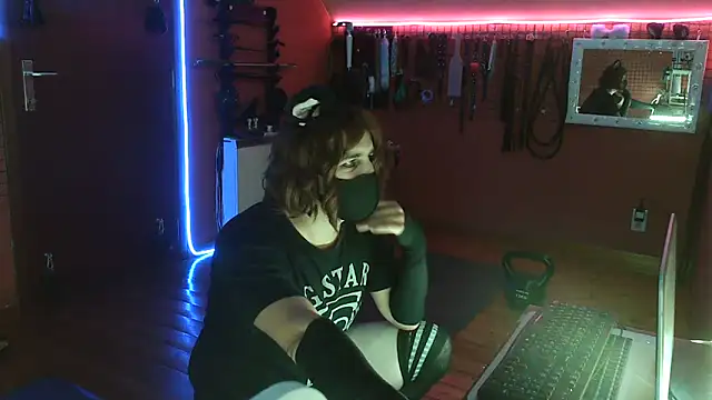 Ginny-the-bdsm-nympho online show from 05/31/26, 05:08