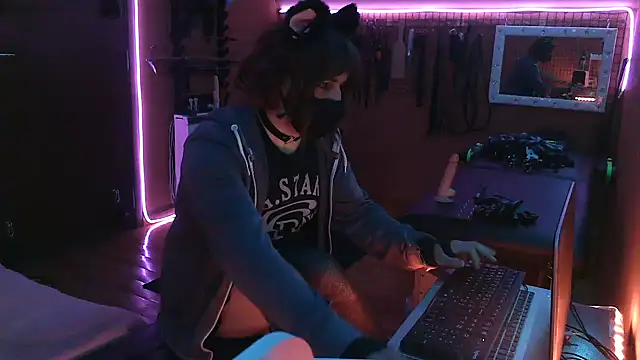 Ginny-the-bdsm-nympho online show from 11/20/25, 05:57