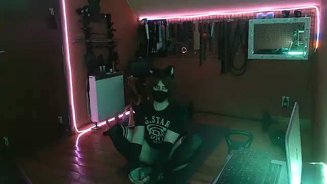 Ginny-the-bdsm-nympho online show from 04/09/26, 05:19
