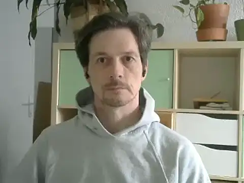 snowypaul11 online show from 03/10/25, 01:10