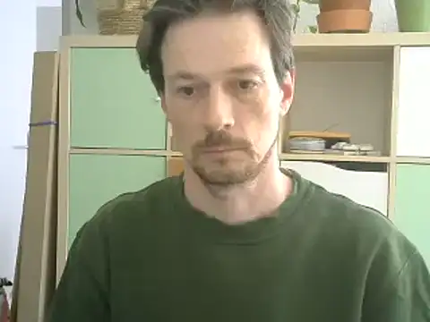 snowypaul11 online show from 09/19/25, 08:29