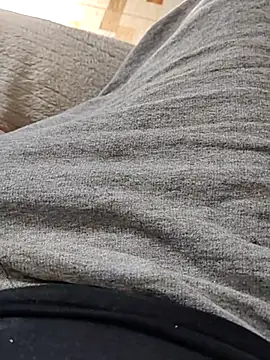 Snapshot of Cba365 chatting on 10/25/25, 12:39 Cba365 online show from 10/25/25, 12:39