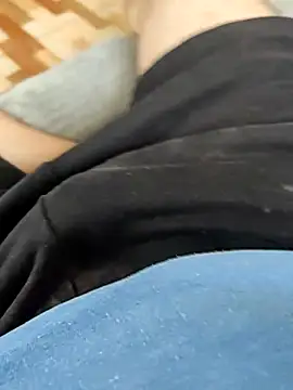 Snapshot of Cba365 chatting on 09/15/25, 08:42 Cba365 online show from 09/15/25, 08:42