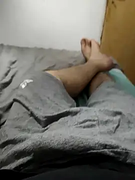 Snapshot of Cba365 chatting on 10/24/25, 12:31 Cba365 online show from 10/24/25, 12:31