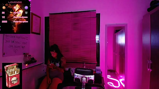 Misslana wn1 online show from 10/31/25, 05:37