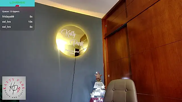 kattypark online show from 12/15/24, 07:02