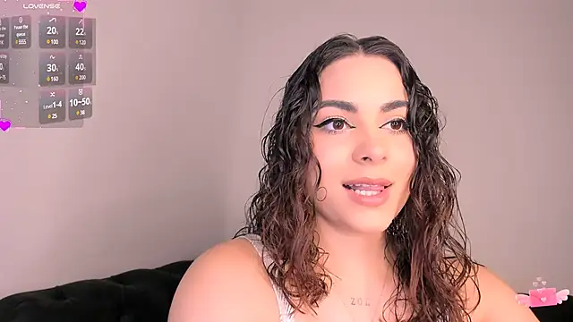 Snapshot of nahla_jameel chatting on 02/26/25, 12:41 nahla jameel online show from 02/26/25, 12:41