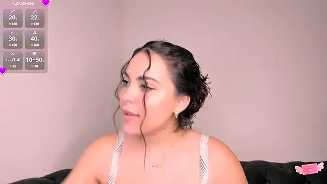 Snapshot of nahla_jameel chatting on 02/26/25, 10:49 nahla jameel online show from 02/26/25, 10:49