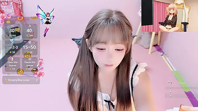 Snapshot of TUTU-new chatting on 10/12/25, 01:23 TUTU-new online show from 10/12/25, 01:23