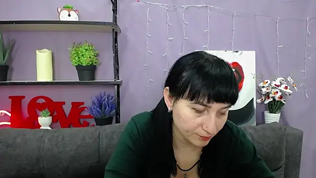 Snapshot of NinaFlawlees chatting on 03/13/25, 11:38 NinaFlawlees online show from 03/13/25, 11:38