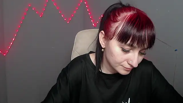 NinaFlawlees online show from 03/07/26, 01:27