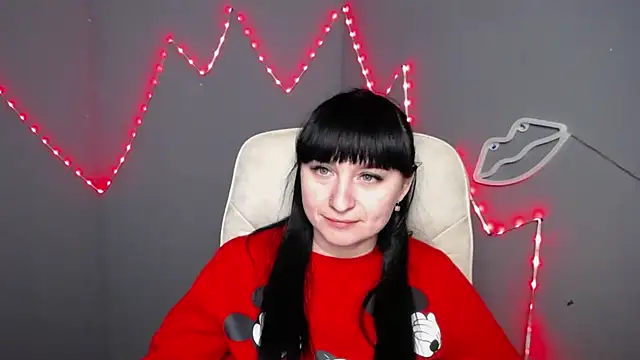 NinaFlawlees online show from 04/26/26, 12:02