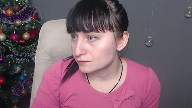 NinaFlawlees online show from 12/21/25, 12:51