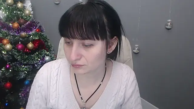 NinaFlawlees online show from 12/19/25, 01:02