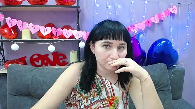 Snapshot of NinaFlawlees chatting on 02/15/25, 10:21 NinaFlawlees online show from 02/15/25, 10:21