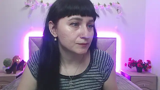 NinaFlawlees online show from 05/14/26, 12:13