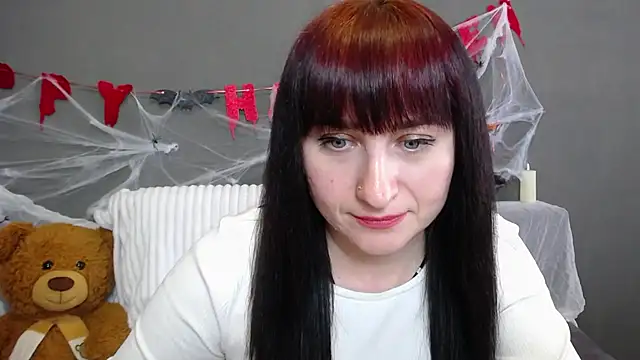 Snapshot of NinaFlawlees chatting on 10/18/25, 12:07 NinaFlawlees online show from 10/18/25, 12:07