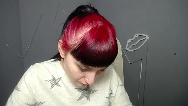 NinaFlawlees online show from 03/26/26, 06:44