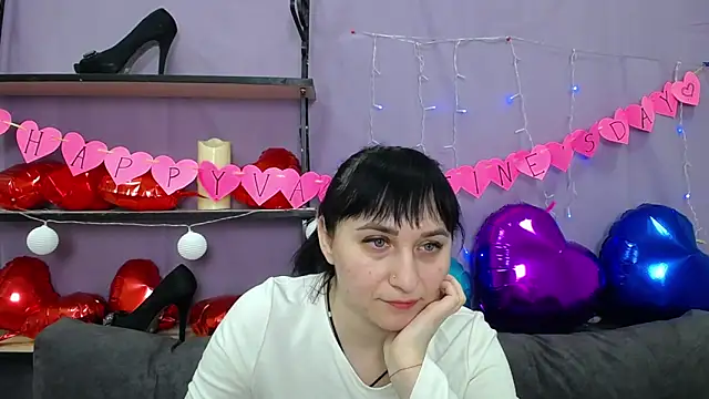 Snapshot of NinaFlawlees chatting on 02/06/25, 02:33 NinaFlawlees online show from 02/06/25, 02:33