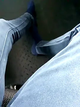 Snapshot of robinsan1010 chatting on 03/19/25, 11:50 robinsan1010 online show from 03/19/25, 11:50