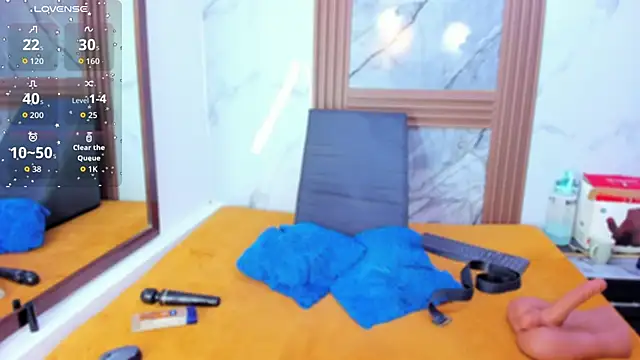 HannyMansonh online show from 11/01/25, 03:35