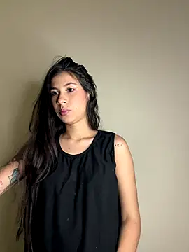 Snapshot of alia_bashar chatting on 11/08/25, 02:48 alia bashar online show from 11/08/25, 02:48