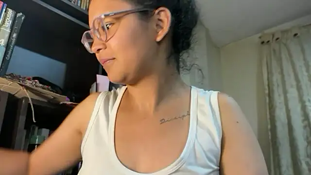 Hathorlove online show from 06/16/26, 02:11