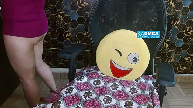 KinderrJoy online show from 04/13/26, 05:22