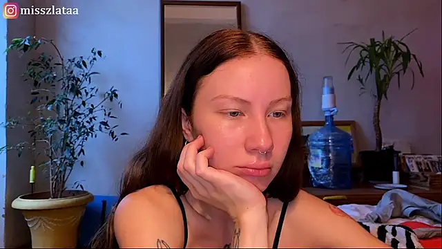 elfess online show from 10/31/25, 07:05