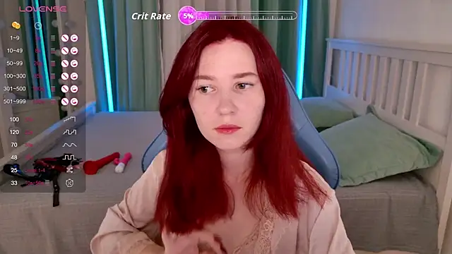 Snapshot of LissMoon chatting on 09/22/25, 11:38 LissMoon online show from 09/22/25, 11:38
