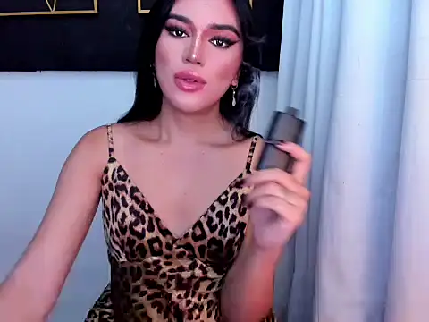 hotstellacumxxx online show from 05/13/26, 06:04
