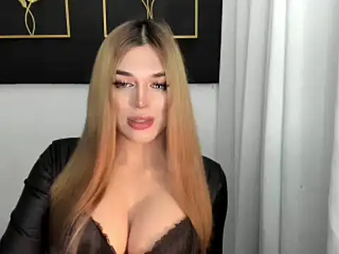 Snapshot of hotstellacumxxx chatting on 03/18/25, 09:45 hotstellacumxxx online show from 03/18/25, 09:45