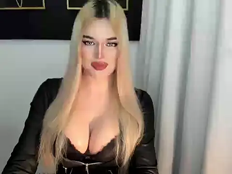 hotstellacumxxx online show from 12/01/25, 07:26