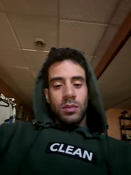 Snapshot of lanceeunderwood chatting on 10/20/25, 04:40 lanceeunderwood online show from 10/20/25, 04:40