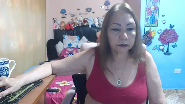 Snapshot of milfeddy_ chatting on 05/13/26, 11:39 milfeddy online show from 05/13/26, 11:39