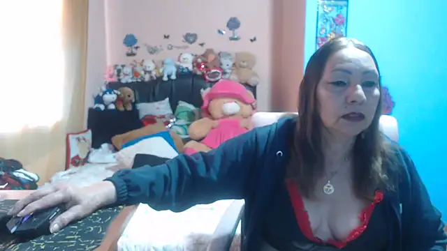 Snapshot of milfeddy_ chatting on 09/25/25, 12:44 milfeddy online show from 09/25/25, 12:44